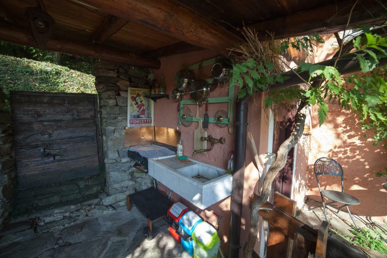 La Vecchia Casa Rosa Lejlighed Cannero Riviera Eksteriør billede