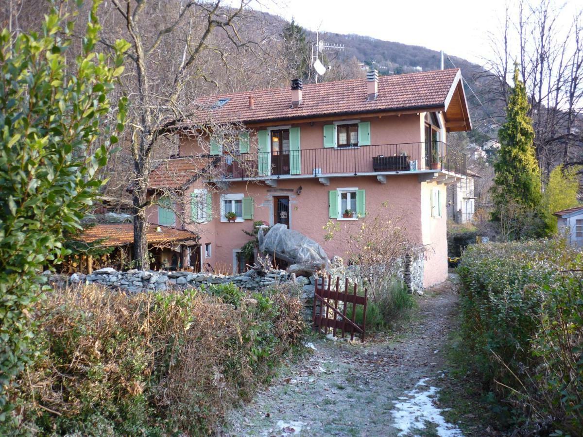 La Vecchia Casa Rosa Lejlighed Cannero Riviera Eksteriør billede