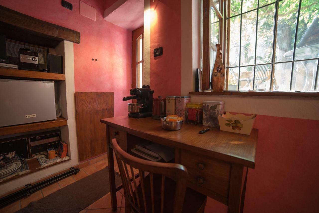 La Vecchia Casa Rosa Lejlighed Cannero Riviera Eksteriør billede
